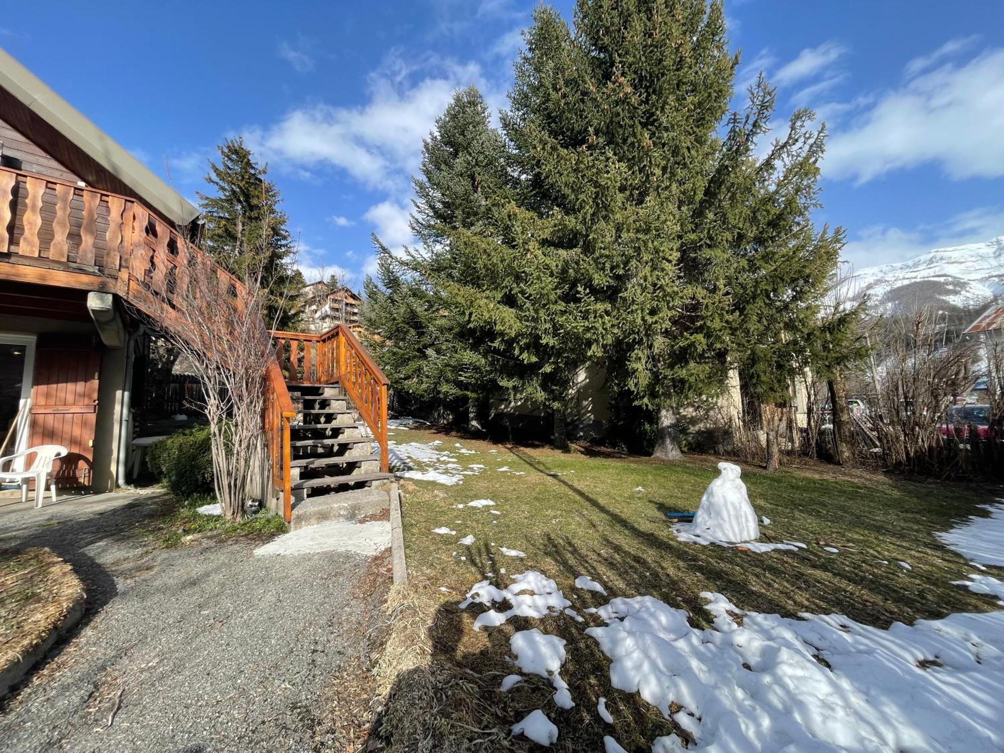 Le Picoulet : Appartement Tout Confort Coeur De Village อัลโลส ภายนอก รูปภาพ
