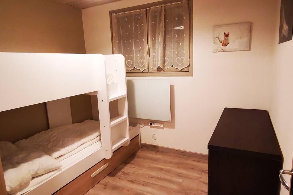 Le Picoulet : Appartement Tout Confort Coeur De Village อัลโลส ภายนอก รูปภาพ